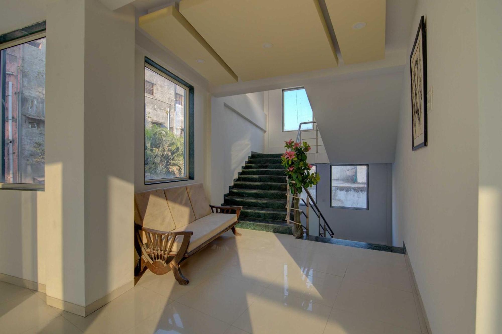 Отель Saiba Residency Pirangut Экстерьер фото
